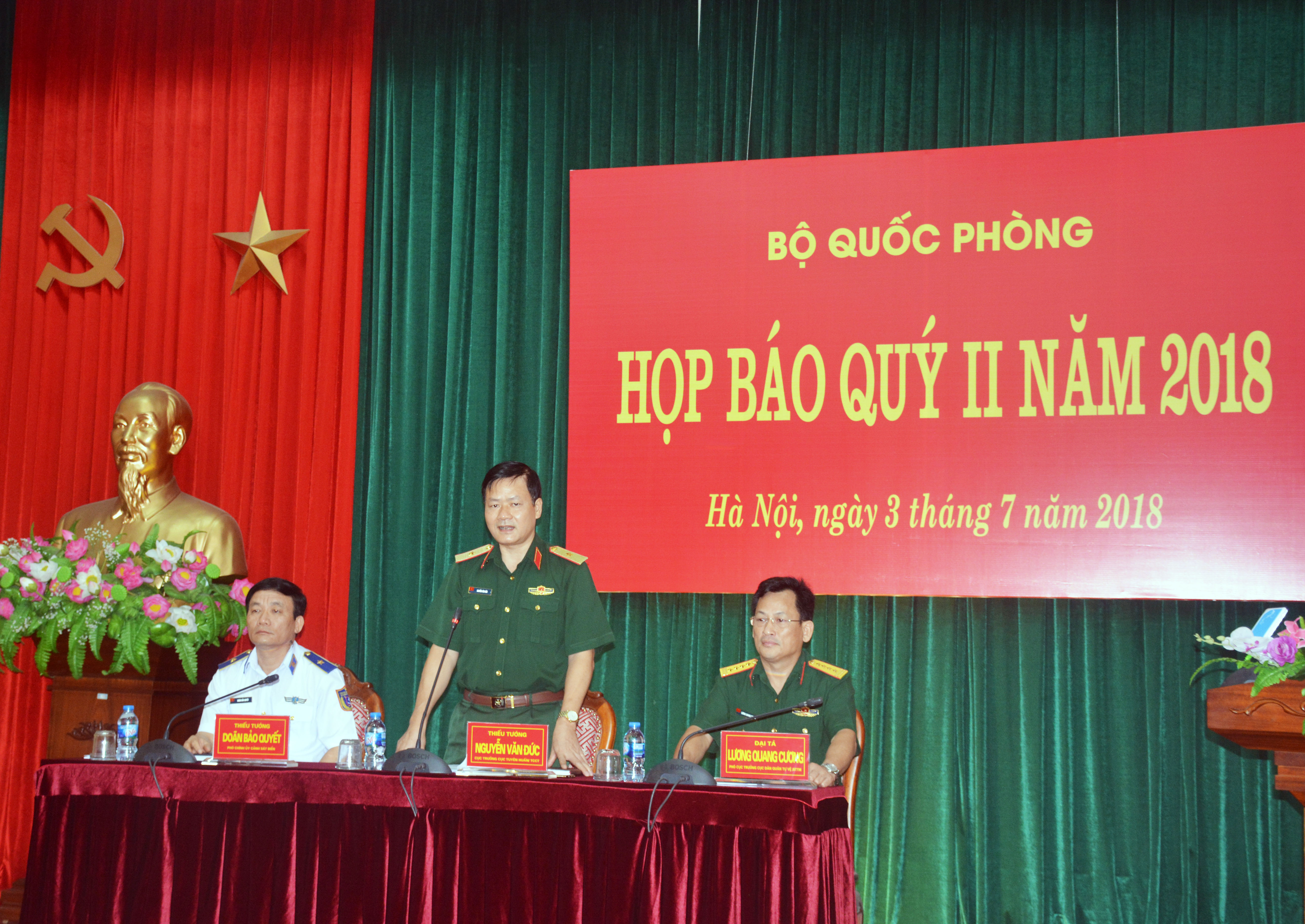 Bộ Quốc phòng họp báo Quý II năm 2018